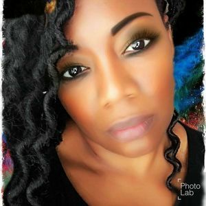 Meet your Posher, Jeneen